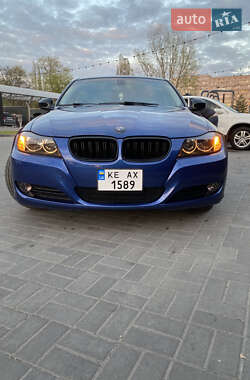 Седан BMW 3 Series 2011 в 
