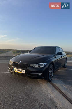 Седан BMW 3 Series 2015 в 