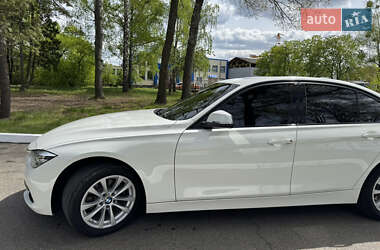 Седан BMW 3 Series 2017 в 