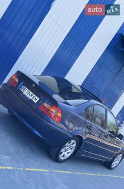 Седан BMW 3 Series 2004 в 
