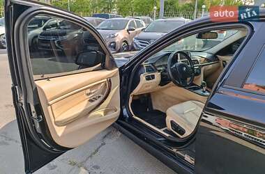 Седан BMW 3 Series 2013 в 