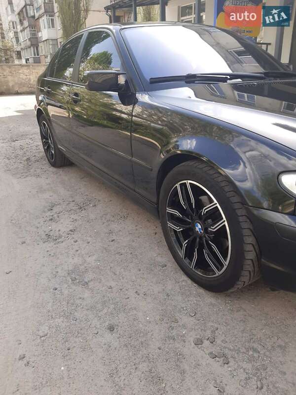 BMW 3 Series 2003