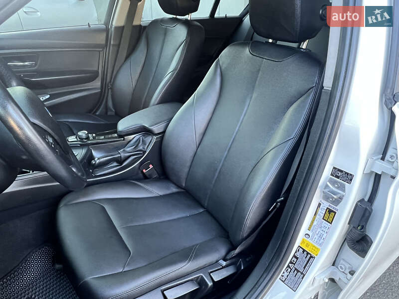 Седан BMW 3 Series 2014 в Одессе