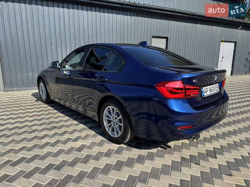 Седан BMW 3 Series 2017 в Николаеве