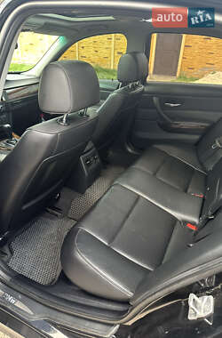 Седан BMW 3 Series 2010 в 