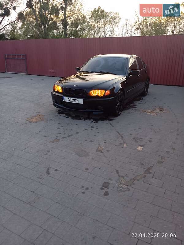 Седан BMW 3 Series 2002 в 