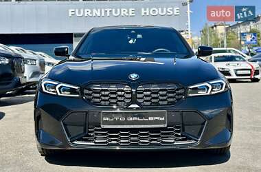Седан BMW 3 Series 2023 в 