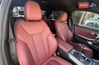 Седан BMW 3 Series 2023 в 