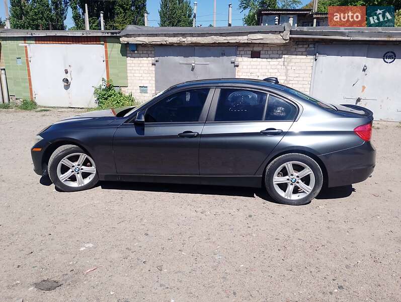 Седан BMW 3 Series 2015 в Черкассах