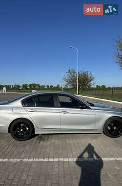 Седан BMW 3 Series 2012 в 