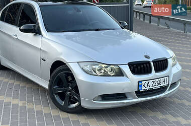 Седан BMW 3 Series 2005 в Києві