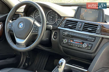 Седан BMW 3 Series 2015 в 