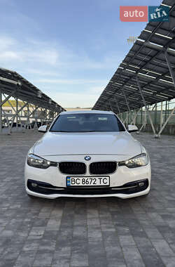 Седан BMW 3 Series 2017 в Львові