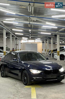 Седан BMW 3 Series 2014 в 