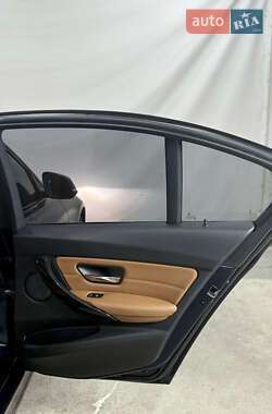 Седан BMW 3 Series 2014 в 