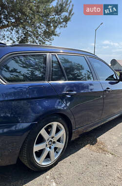 Универсал BMW 3 Series 2010 в 