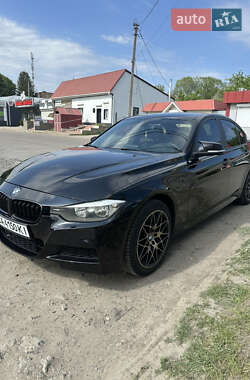 Седан BMW 3 Series 2014 в Умани