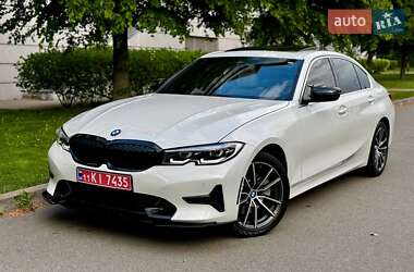 Седан BMW 3 Series 2020 в Киеве