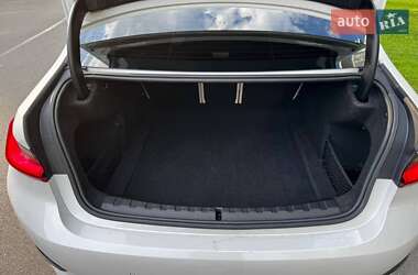 Седан BMW 3 Series 2020 в 