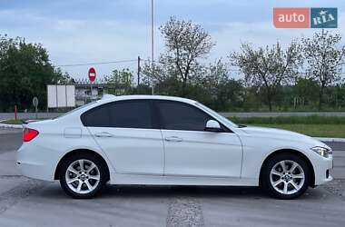 Седан BMW 3 Series 2014 в 