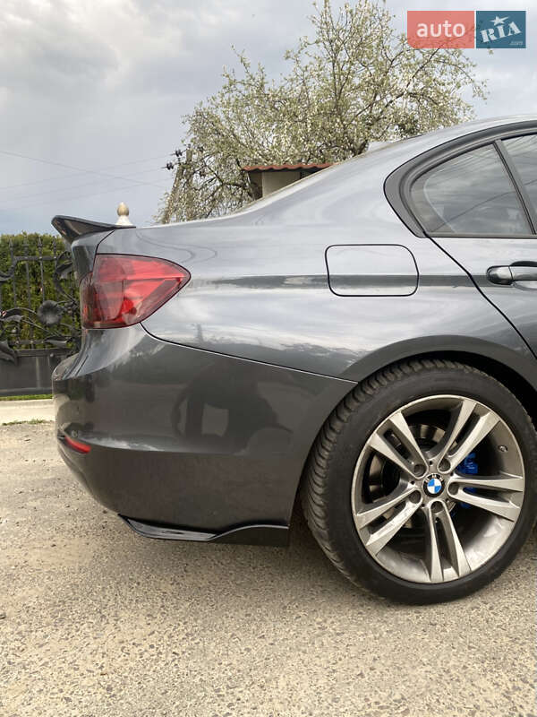 Седан BMW 3 Series 2014 в Ивано-Франковске