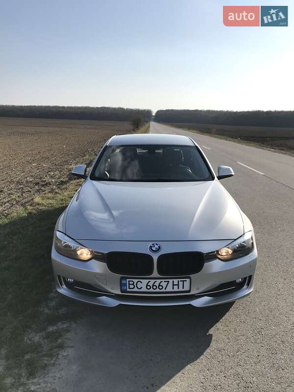 Седан BMW 3 Series 2016 в Буске