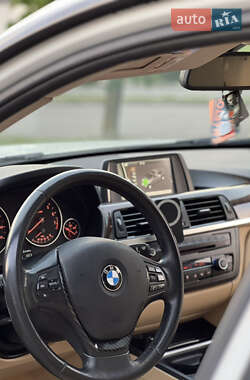 Седан BMW 3 Series 2013 в 