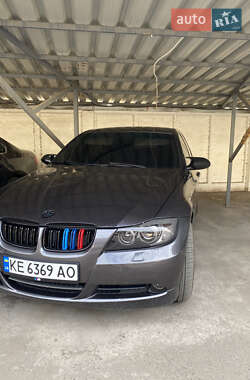 Седан BMW 3 Series 2005 в 