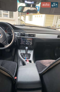 Седан BMW 3 Series 2005 в 
