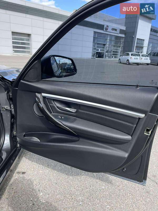 Седан BMW 3 Series 2012 в Киеве фото 23 Седан BMW 3 Series 2012 в Киеве