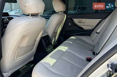 Седан BMW 3 Series 2016 в 