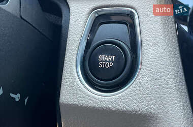 Седан BMW 3 Series 2016 в 