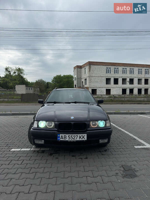 Универсал BMW 3 Series 1996 в 