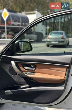 Седан BMW 3 Series 2013 в 
