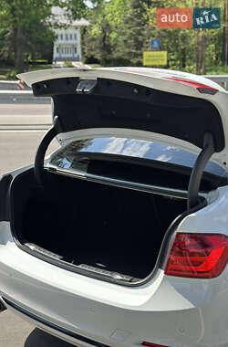 Седан BMW 3 Series 2013 в 