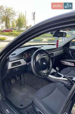 Седан BMW 3 Series 2005 в 