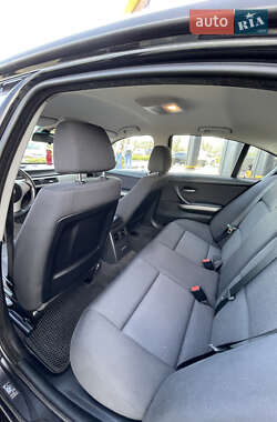 Седан BMW 3 Series 2005 в 