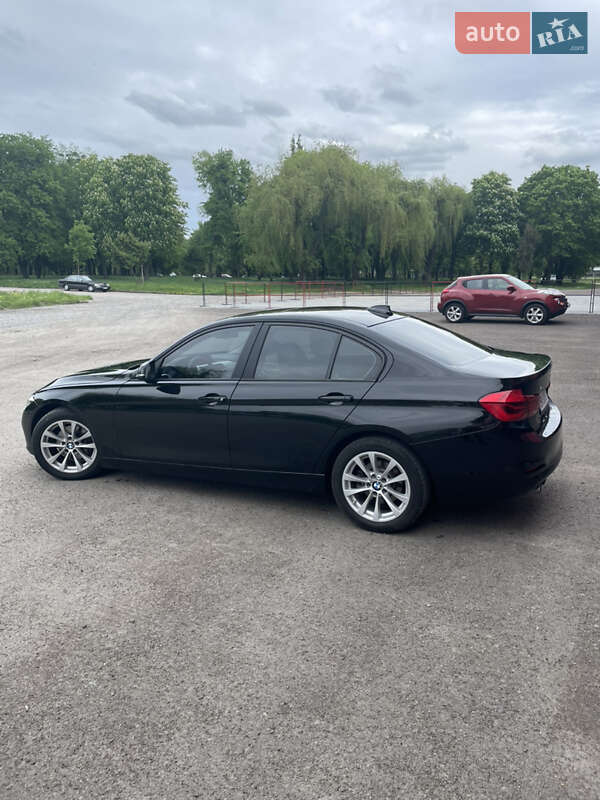 Седан BMW 3 Series 2016 в Рівному