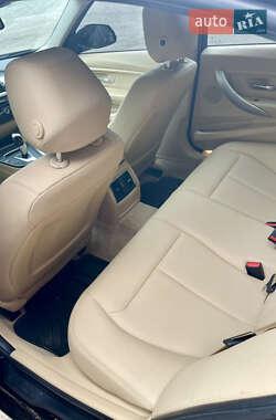 Седан BMW 3 Series 2016 в 