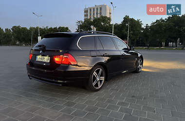 Универсал BMW 3 Series 2010 в 