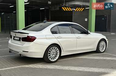 Седан BMW 3 Series 2012 в 