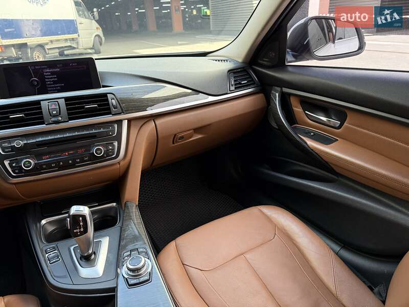 Седан BMW 3 Series 2012 в Киеве