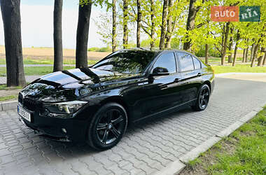 Седан BMW 3 Series 2013 в Полтаве