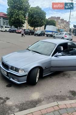 Купе BMW 3 Series 1994 в Вараші