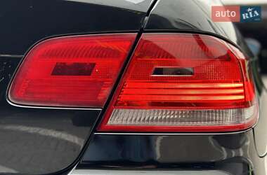 Купе BMW 3 Series 2010 в 