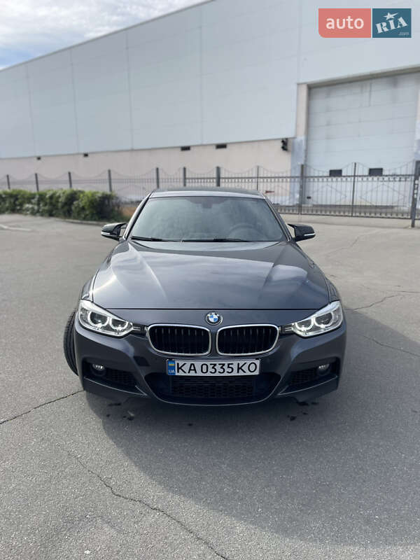 Седан BMW 3 Series 2015 в Киеве