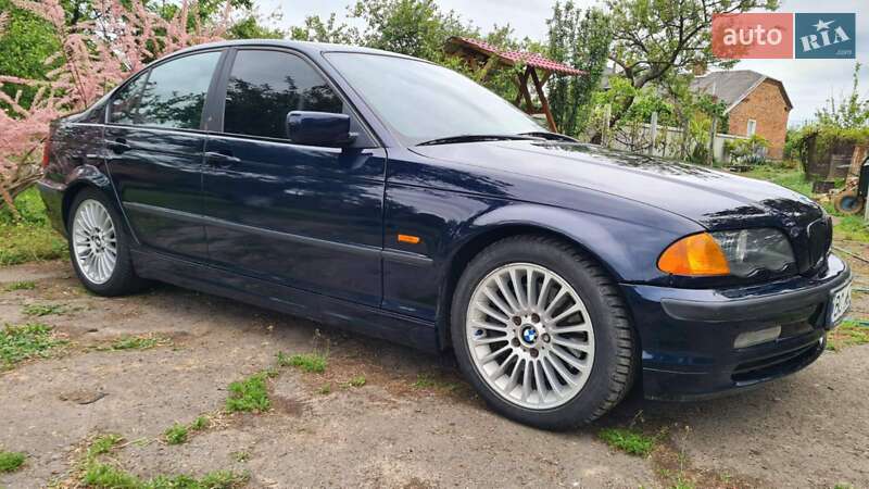 Седан BMW 3 Series 2000 в Львові