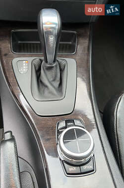 Купе BMW 3 Series 2011 в 