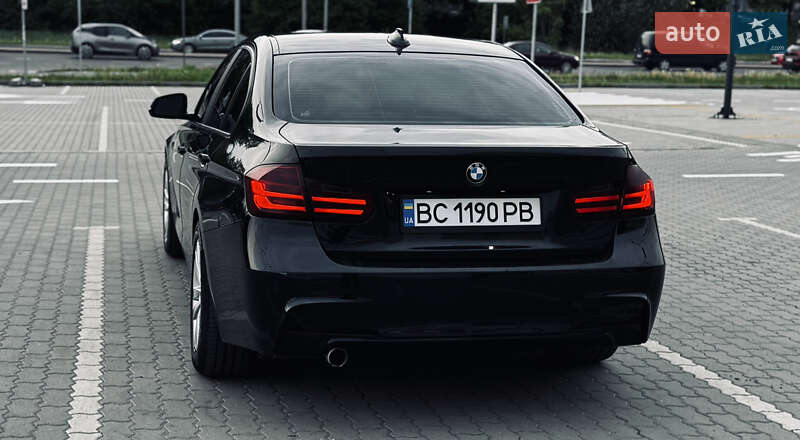 Седан BMW 3 Series 2013 в Львові