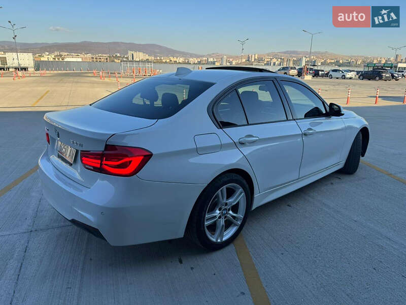 Седан BMW 3 Series 2016 в Івано-Франківську